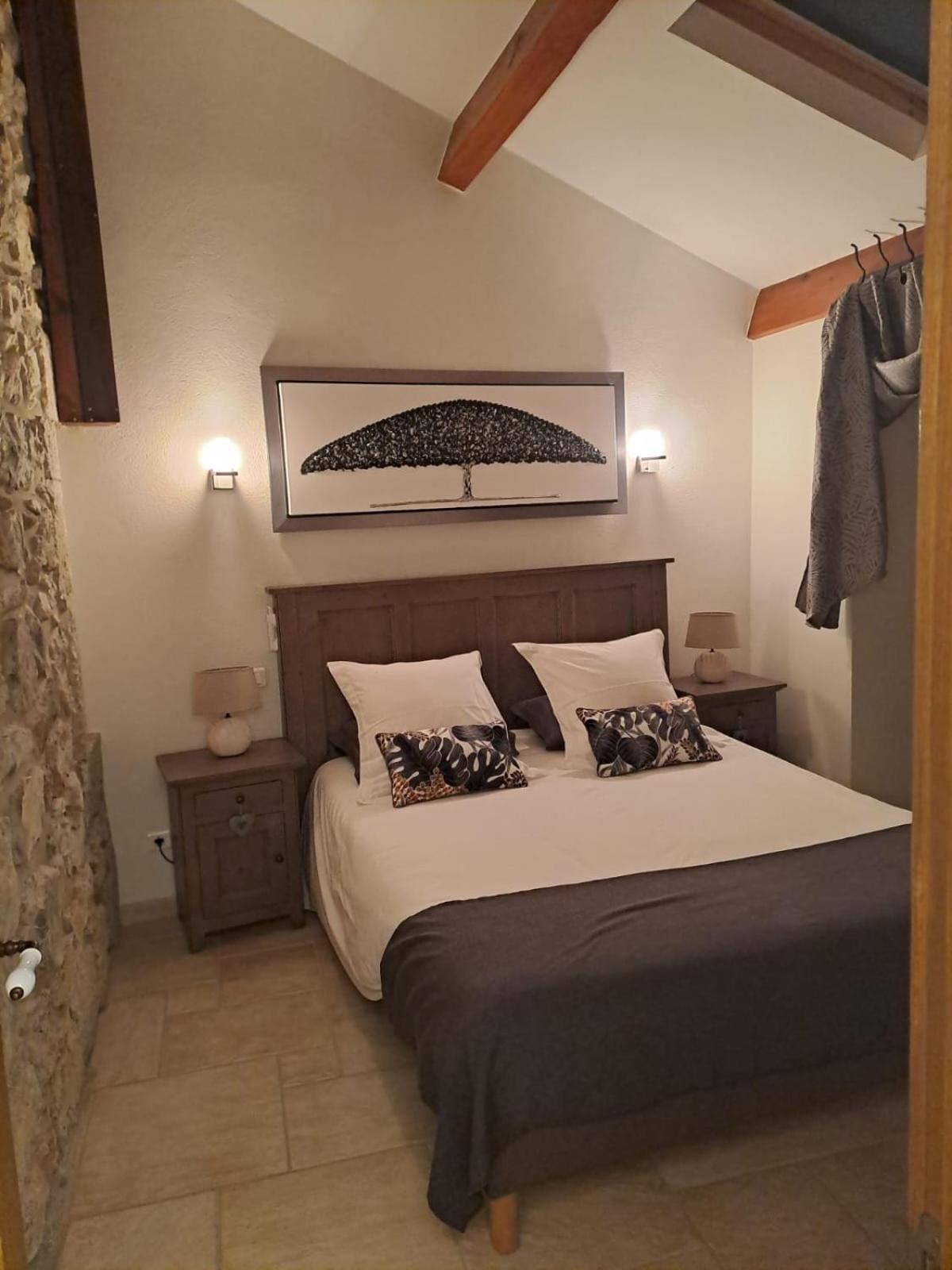 Holiday home L Antre De Pierres - D'hotes Et *