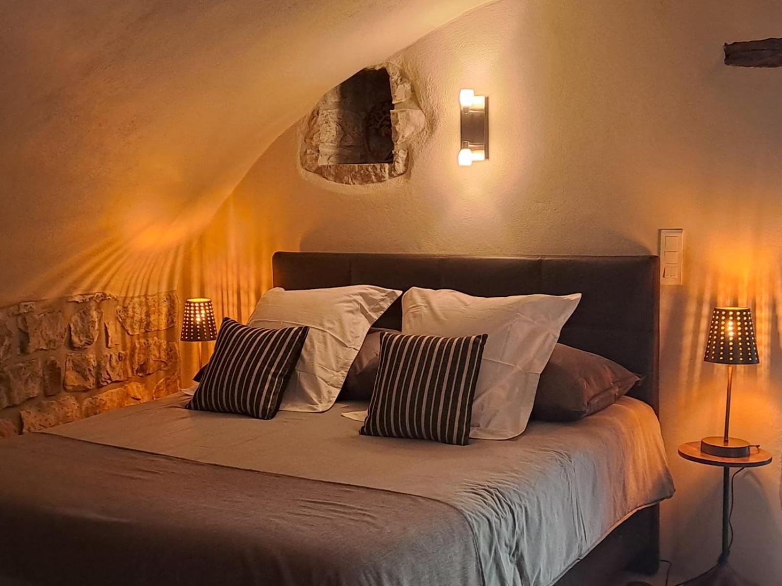 Holiday home L Antre De Pierres - D'hotes Et